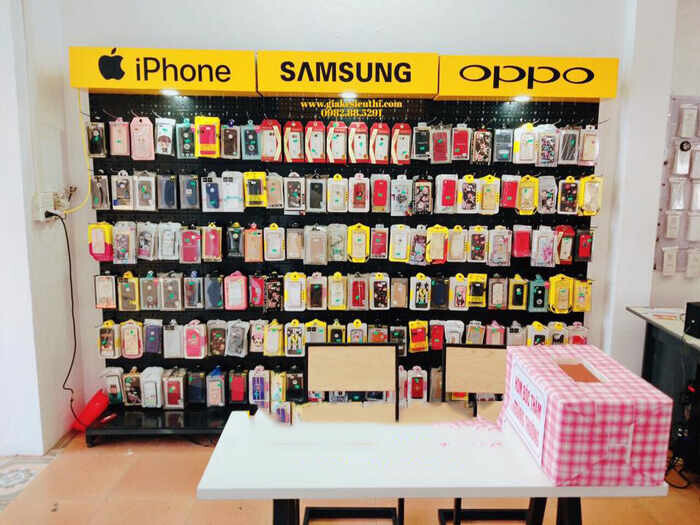 Kinh nghiệm kinh doanh phụ kiện điện thoại từ A-Z cho người mới