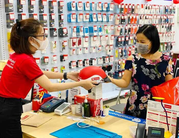 Kinh nghiệm kinh doanh phụ kiện điện thoại từ A-Z cho người mới