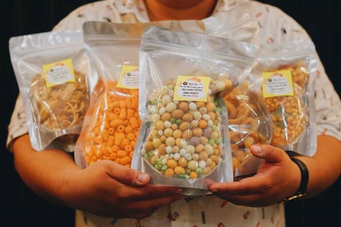 Mách bạn bí quyết kinh doanh đồ ăn vặt khô đảm bảo thành công 100%
