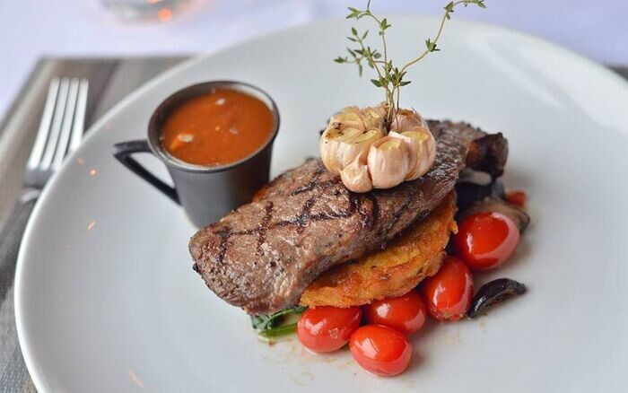 10 cách thu hút khách hàng quán ăn chủ kinh doanh phải biết 