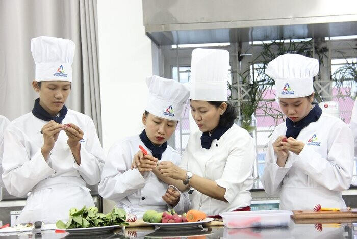 18 cách quản lý nhân viên nhà hàng chi tiết, siêu hiệu quả