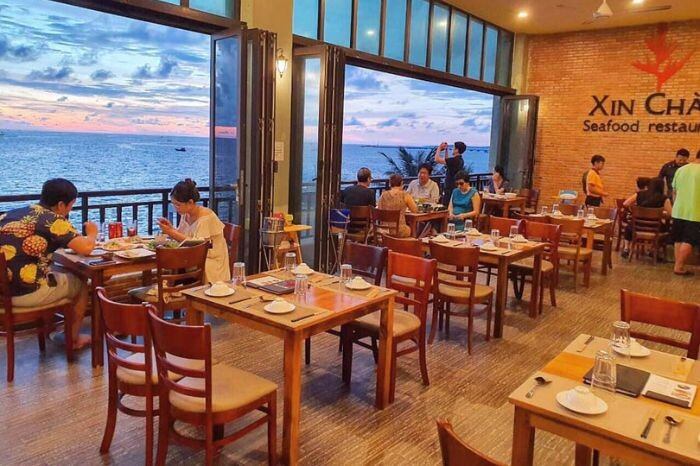 40+ mẫu thiết kế nhà hàng ăn uống bình dân đẹp, giá rẻ 2024