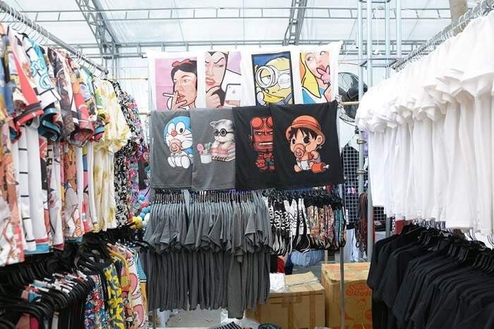Bật mí 5 kinh nghiệm bán quần áo ở chợ không nên bỏ qua