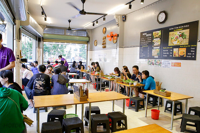 Bí quyết mở quán bún đậu mắm tôm “chiều lòng” các thực khách