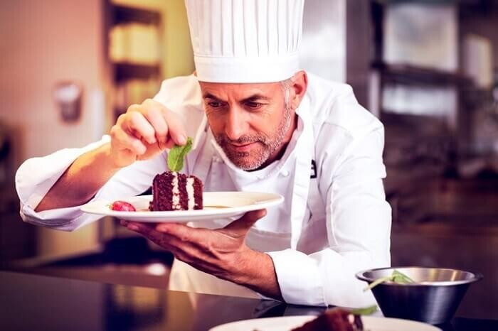 Cách giới thiệu món ăn trong nhà hàng thu hút, hấp dẫn nhất