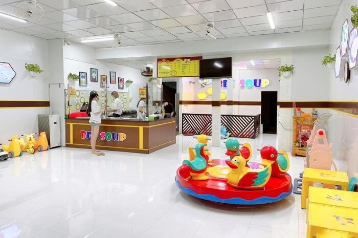 [Case Study] Các phương pháp quản lý nhân viên phục vụ hiệu quả