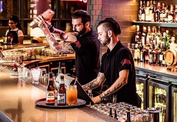 Chi phí mở quán bar có đắt không? Kinh nghiệm mở quán bar từ A đến Z