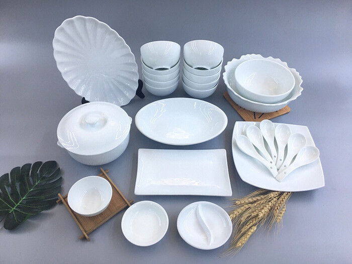 Danh sách trang thiết bị bếp nhà hàng hữu dụng không thể thiếu trong nhà hàng