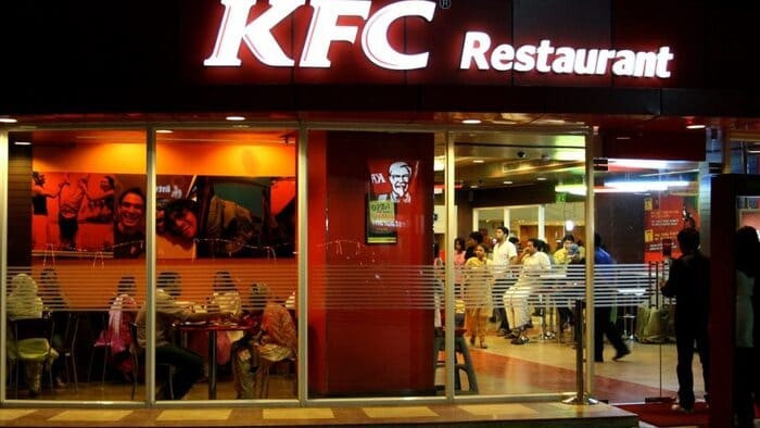 Giá nhượng quyền KFC là bao nhiêu? Điều kiện và thủ tục mới nhất