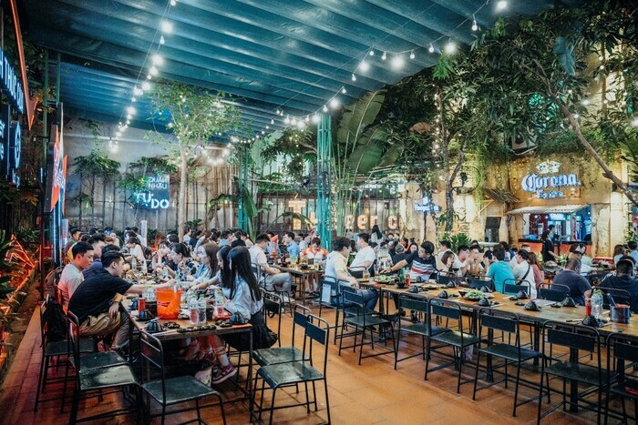 [HOT] 10 loại đèn trang trí nhà hàng đẹp, thu hút, bền bỉ nhất 