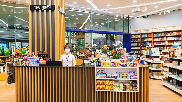 Mở nhà sách cần bao nhiêu vốn? Kinh nghiệm kinh doanh nhà sách từ A-Z