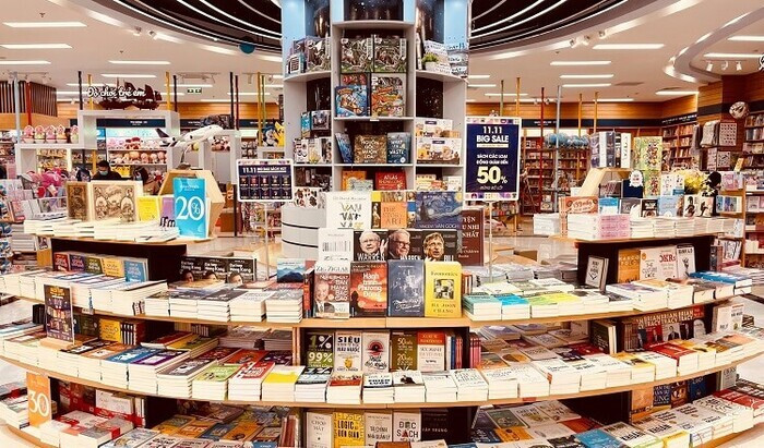 Mở nhà sách cần bao nhiêu vốn? Kinh nghiệm kinh doanh nhà sách từ A-Z