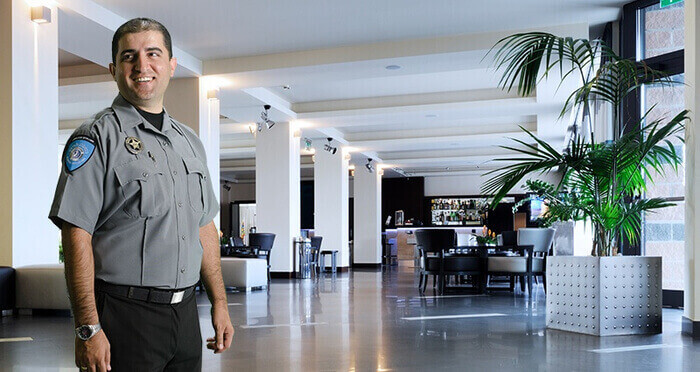 Mô tả công việc bảo vệ nhà hàng chi tiết – Kỹ năng, kinh nghiệm cần có