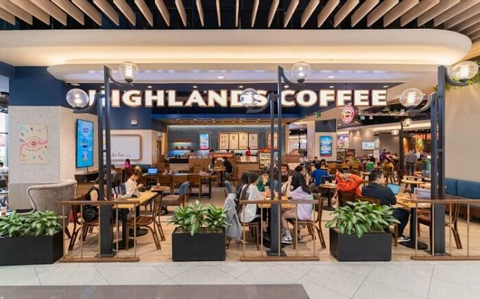 [MỚI] Kinh nghiệm mở quán nhượng quyền Highland Coffee từ A-Z