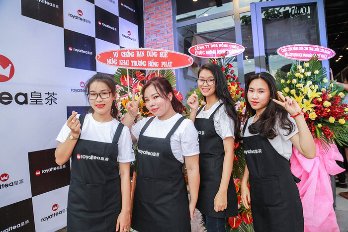 Nhượng quyền Royaltea: Chi phí, kinh nghiệm kinh doanh từ A-Z