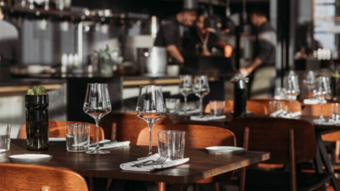 Tổng hợp những trang thiết bị trong nhà hàng, quán ăn không thể thiếu 