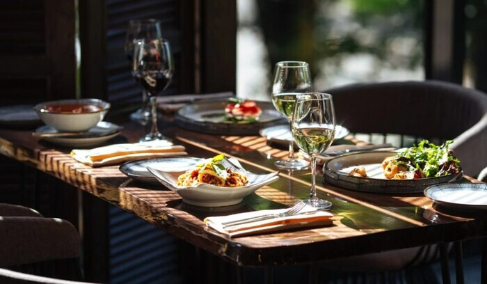 Tổng hợp những trang thiết bị trong nhà hàng, quán ăn không thể thiếu 